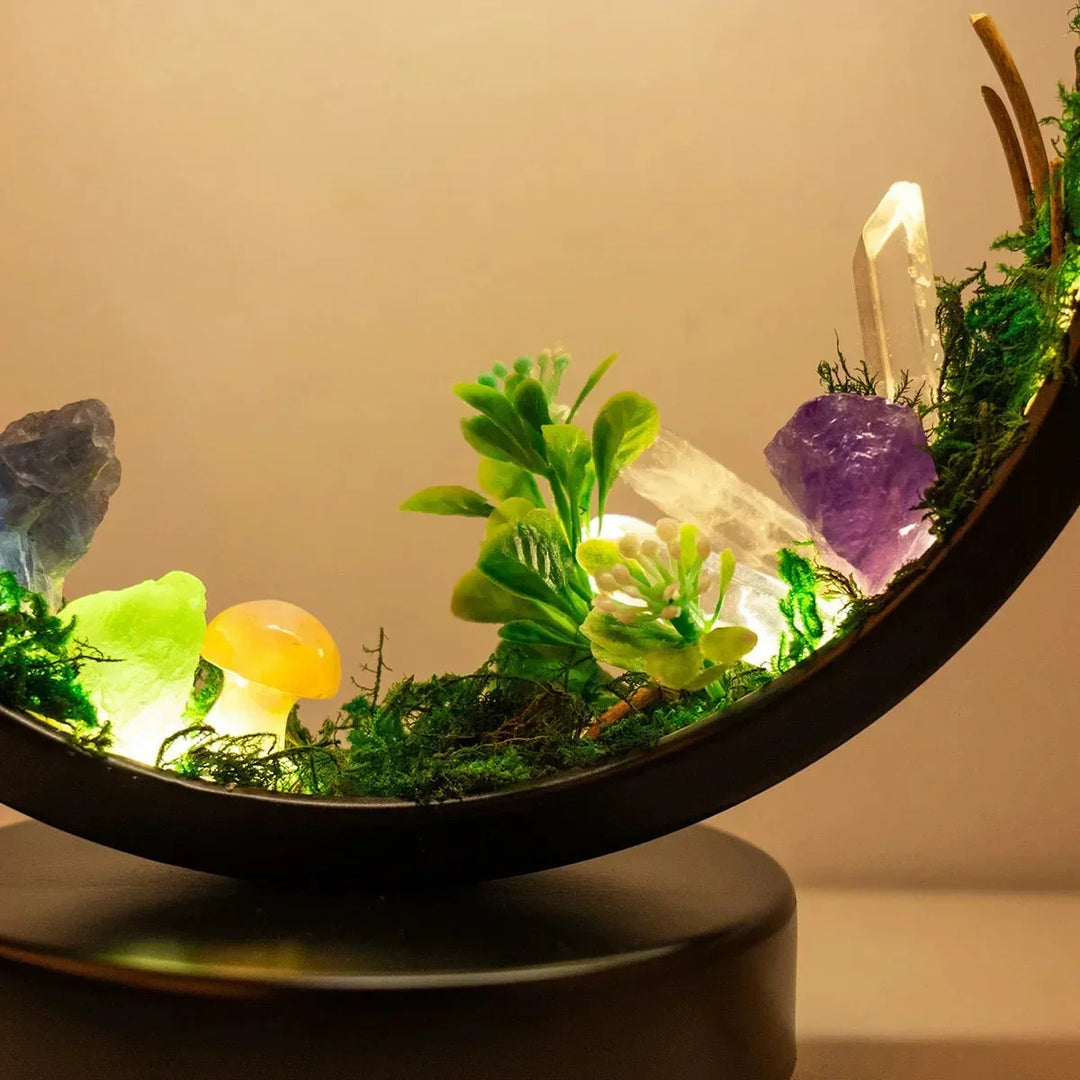 Elegant night light - Round frame - Green crystals - Chic decoration