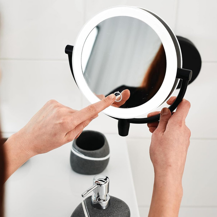 IlluminAura Make-Up Mirror