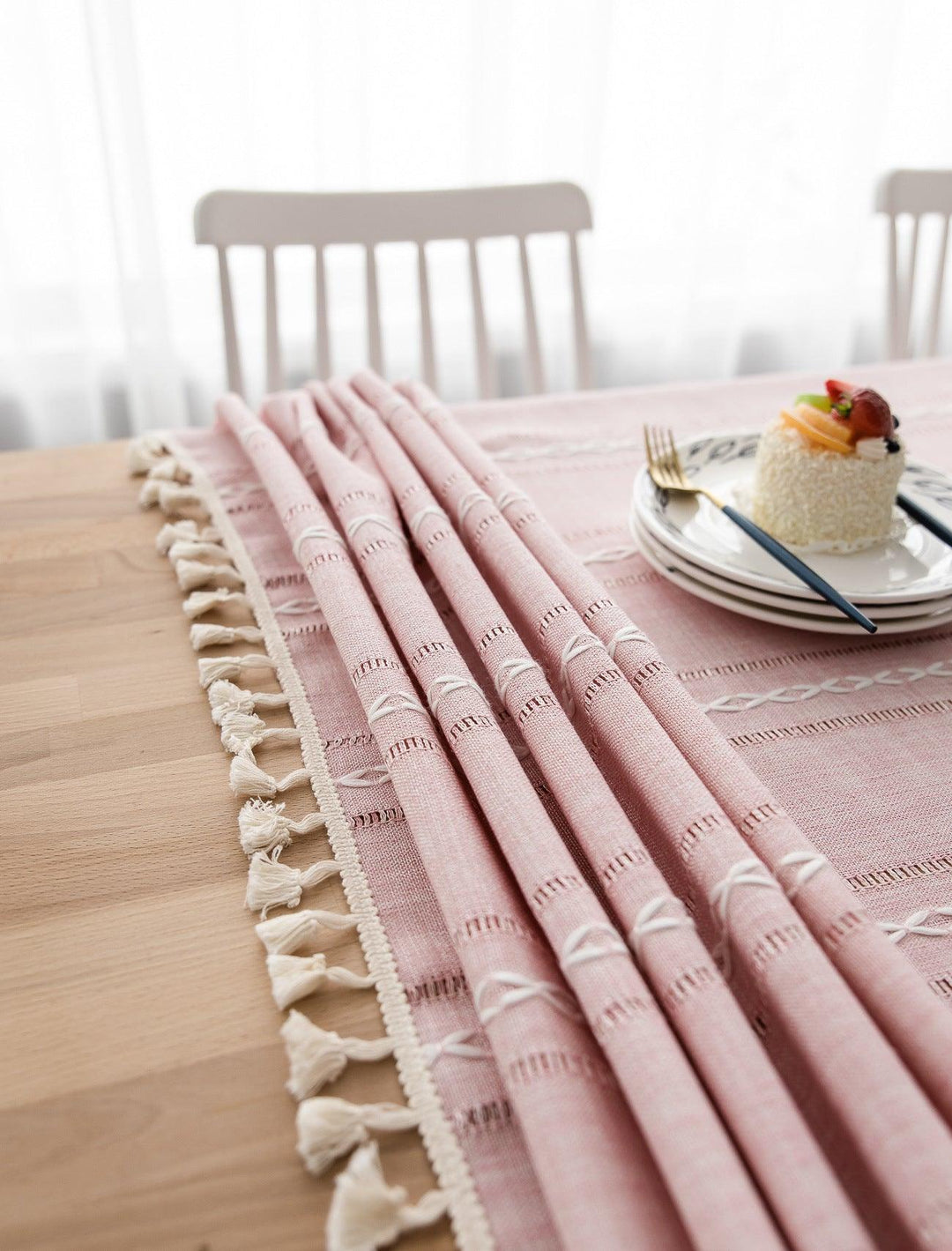 Batillo Linen Tablecloth | Tablecloth, Indoor &amp; Outdoor