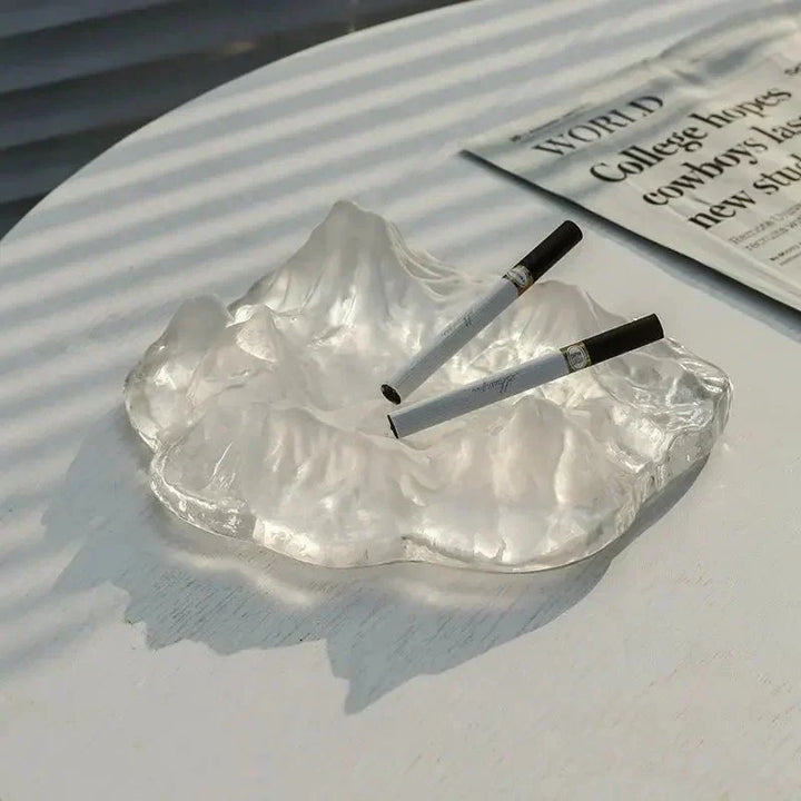 Ashtray decoration made of mountain glass in ice style