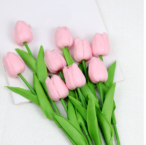 Life-like Tulip Bouquets for Every Occasion - Alyssa