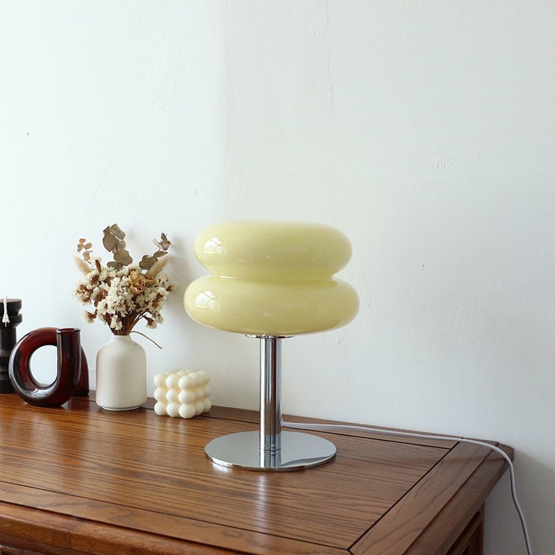 Table lamp in Italian designer style
