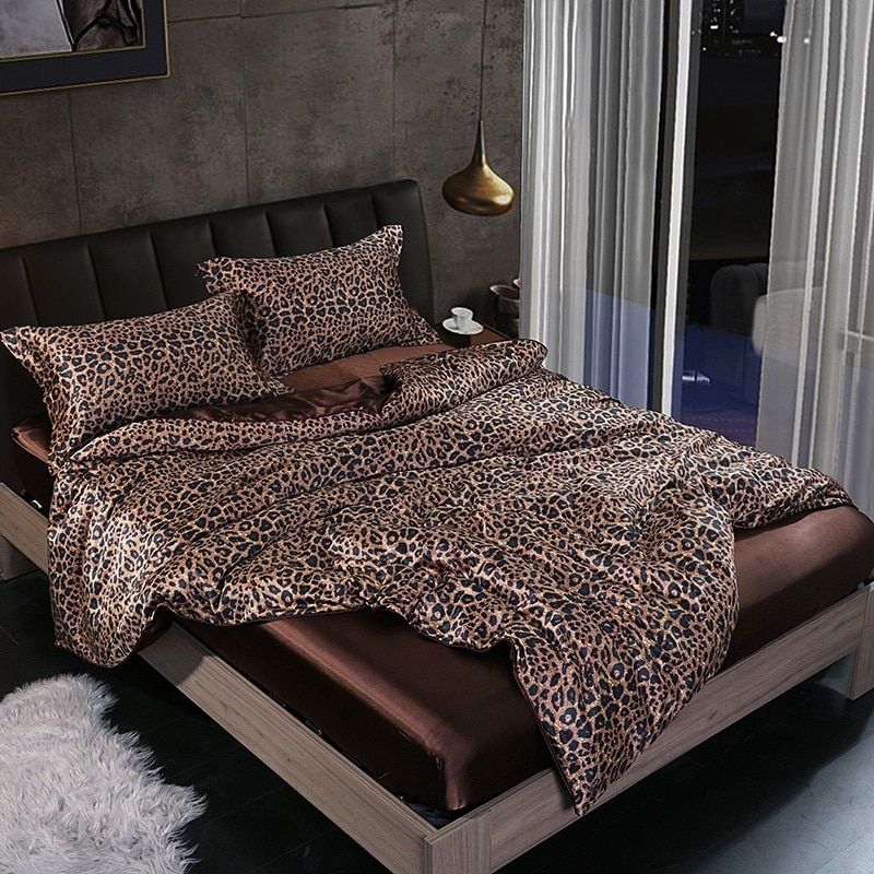 Sensual dreams in silk edition