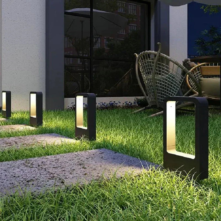 Elegant Aluminum Floor Lamp for a Luxurious Shine Outdoors