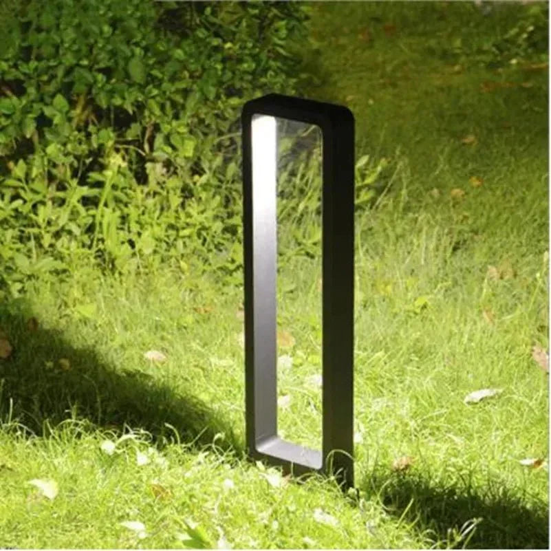 Elegant Aluminum Floor Lamp for a Luxurious Shine Outdoors