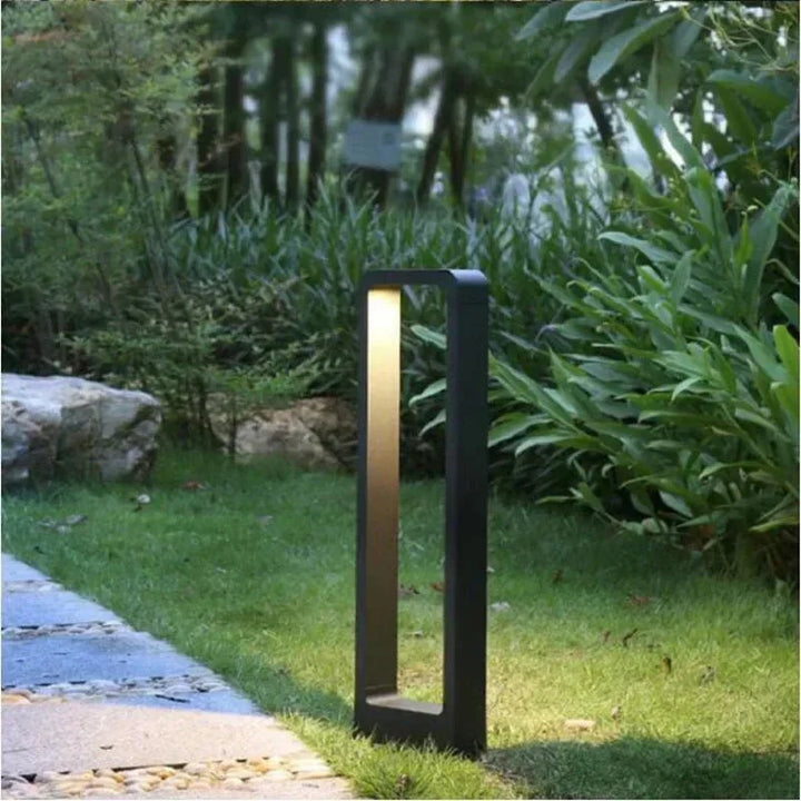 Elegant Aluminum Floor Lamp for a Luxurious Shine Outdoors