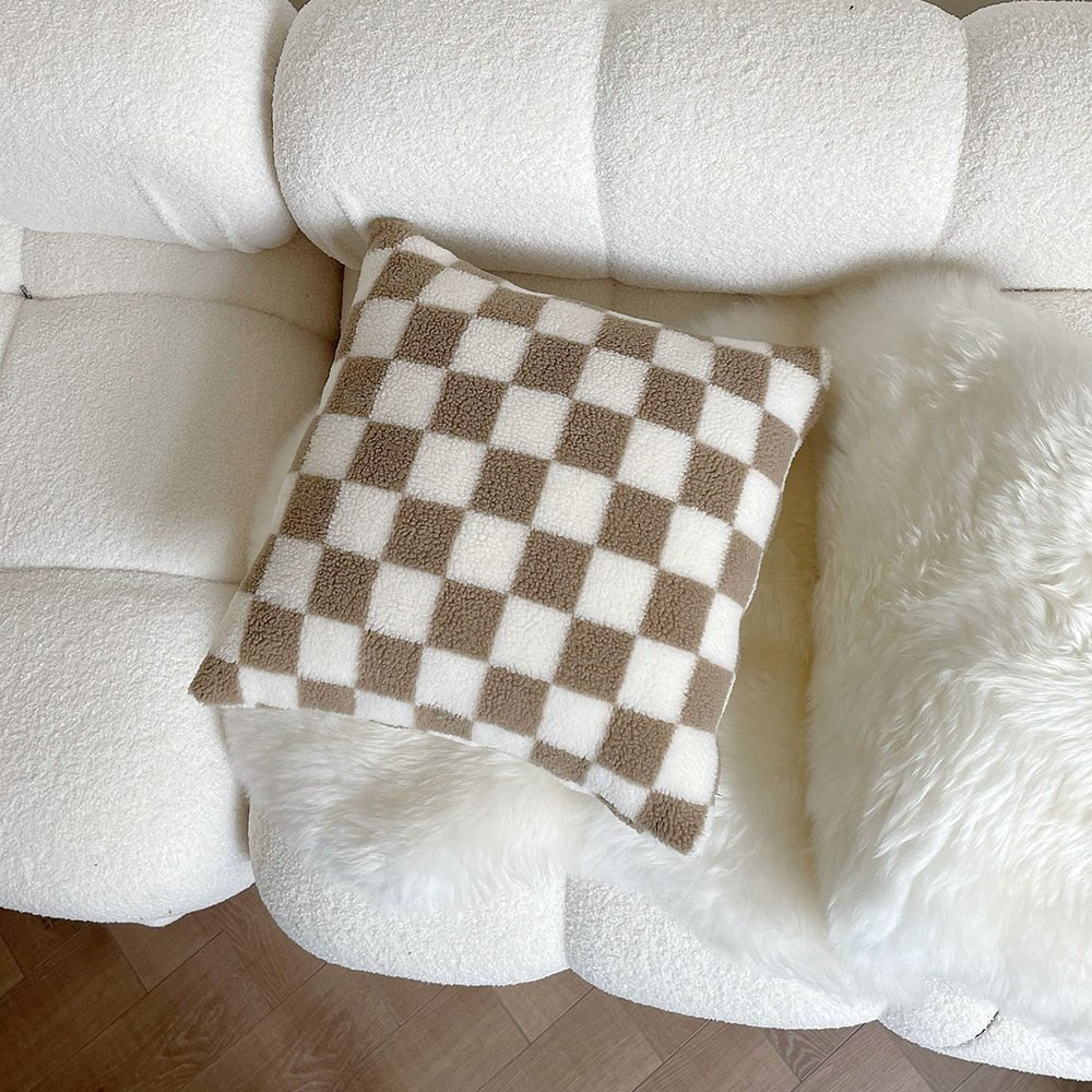 Plush Fleece Checkered Pillowcase
