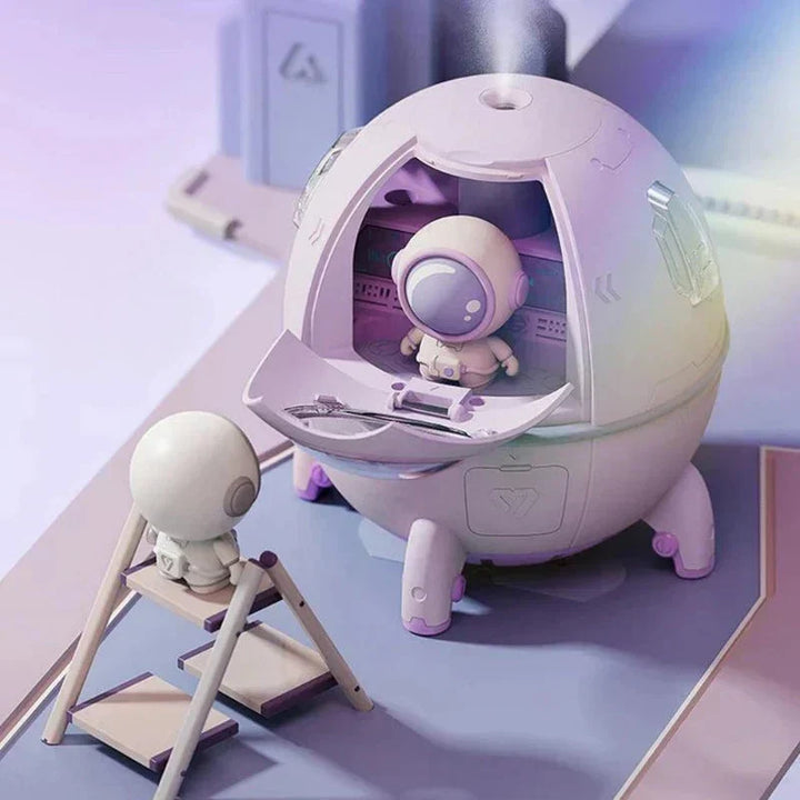 Portable Astronaut Air Humidifier with Night Light &amp; Aroma Diffuser - AstroMist