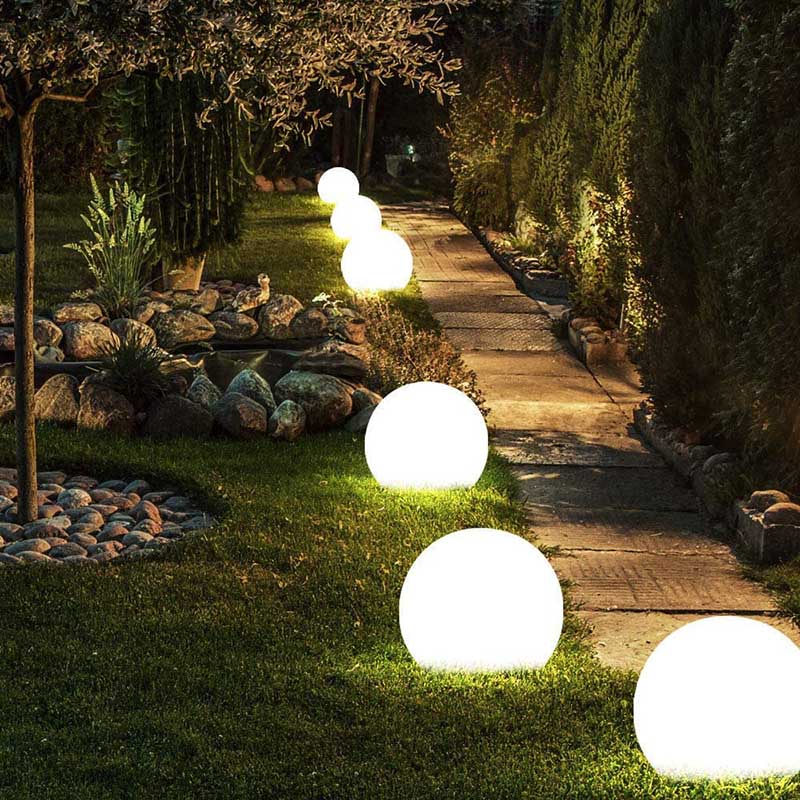 Outdoor Globe Light - Wireless, Weatherproof, 16 colors LED Ball Light