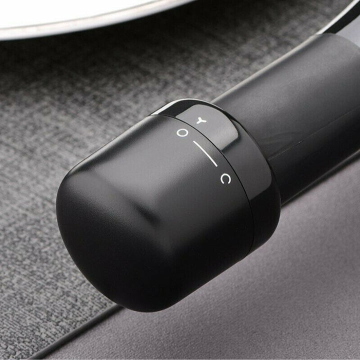 Reusable leak-proof silicone sealing cap for champagne and wine bottles