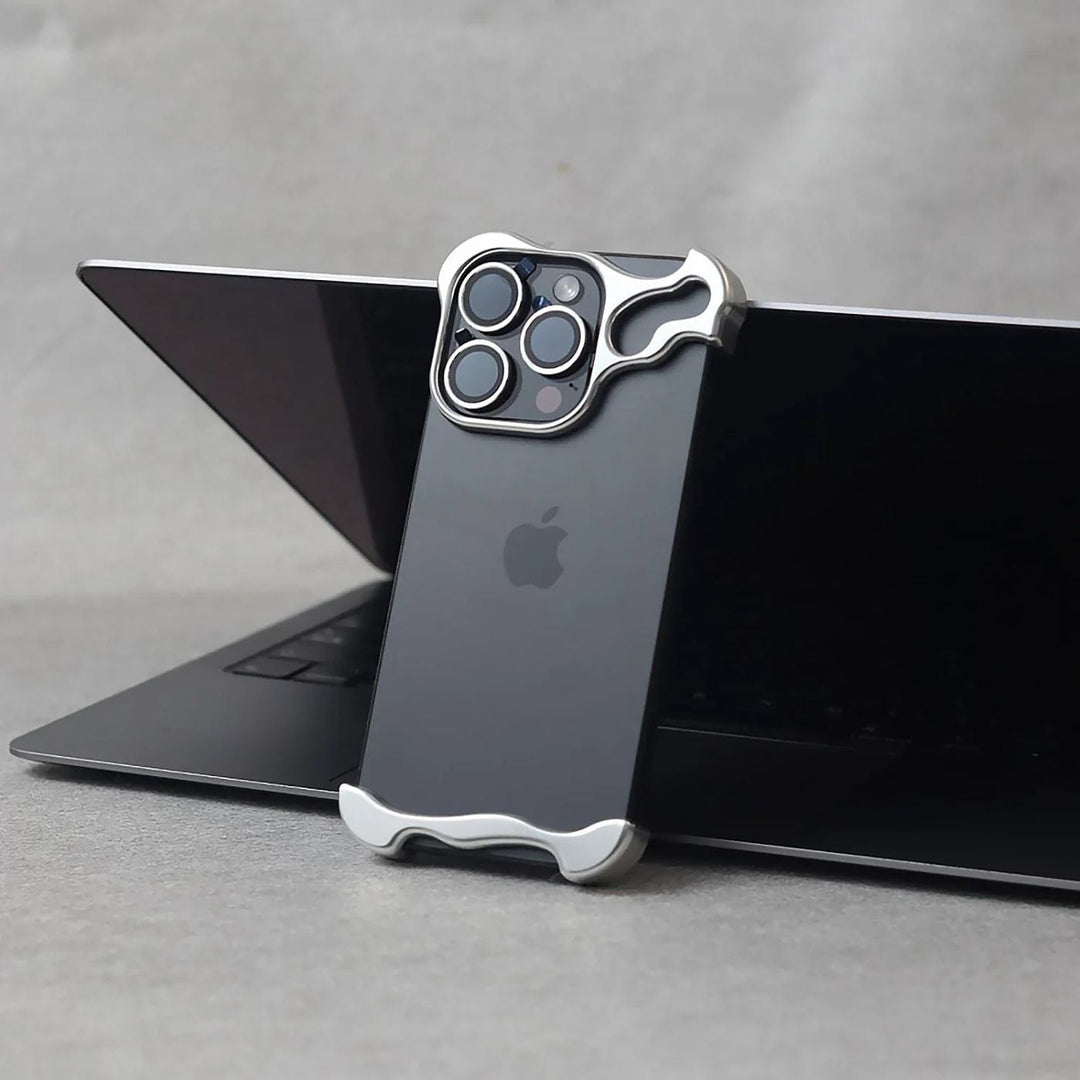 Mobile Phone Case with Slim Minimalist Design